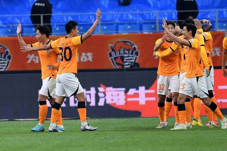 贝博娱乐 -冲刺阶段亚冠焦点战,圣安东尼奥马刺临场应变,震撼外界,年轻球员得到机会的简单介绍