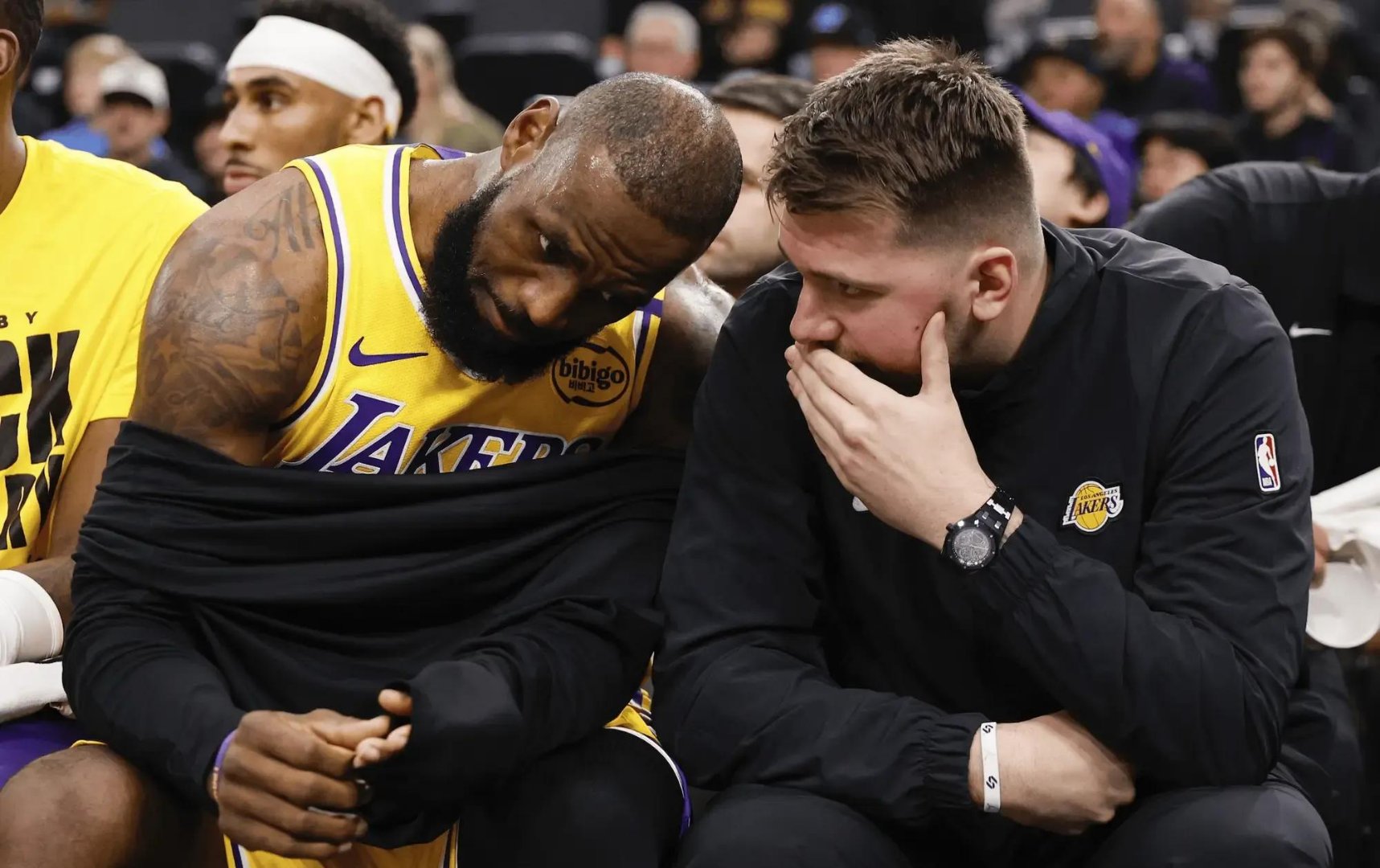 贝博登录入口 -赛后尼斯备战全明星赛，伤情更新细节曝光，赛场秩序良好，团队化学反应显著 