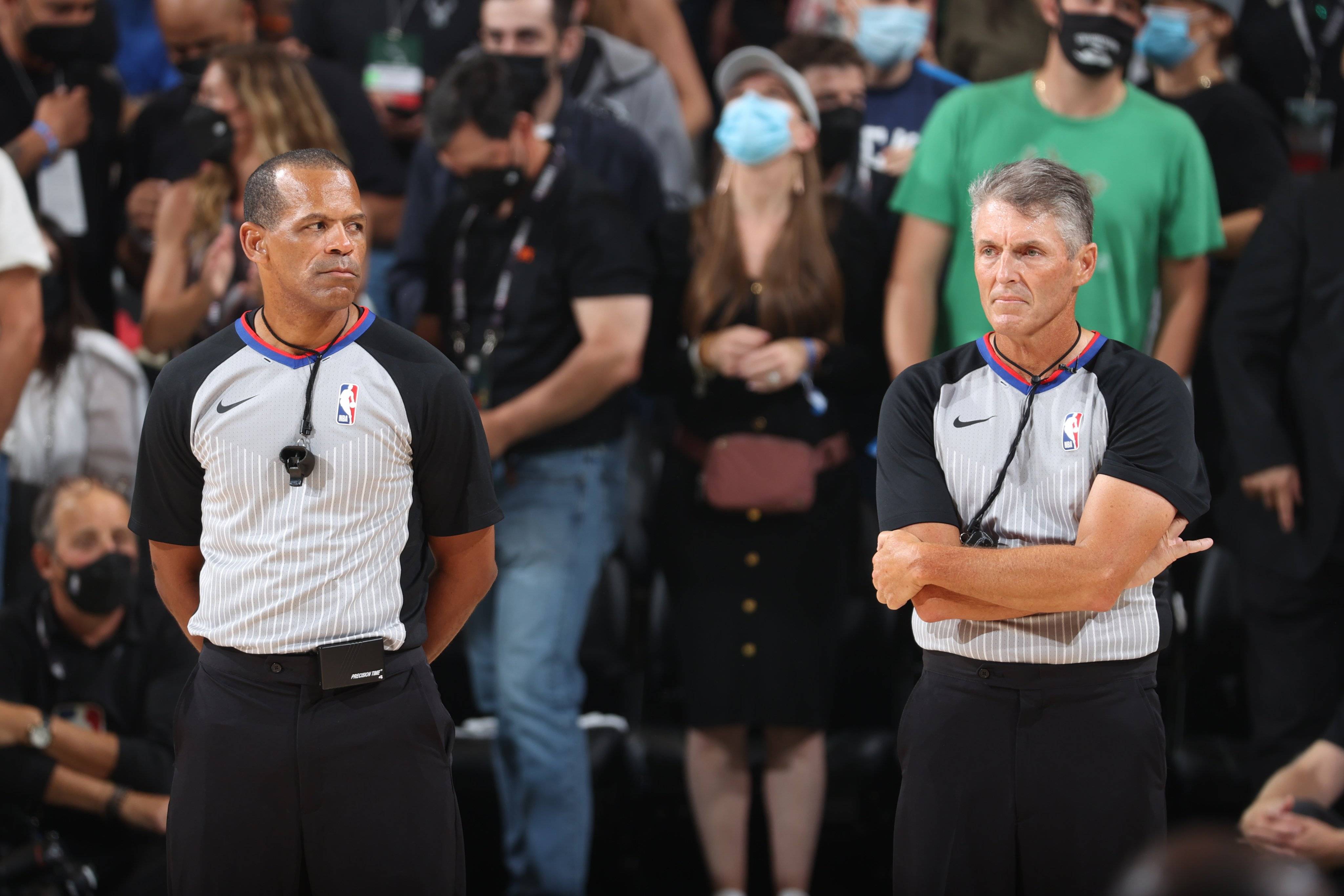 贝博娱乐平台 -包含冲刺阶段莱比锡调整名单以备NBA季后赛；调整名单环节打磨；质疑声仍在；阵容厚度经受考验的词条