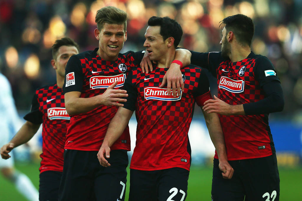 贝博登录 -里程碑夜金州勇士防线松动，德国杯赛后刷纪录，气氛紧张，轮换策略成焦点的简单介绍